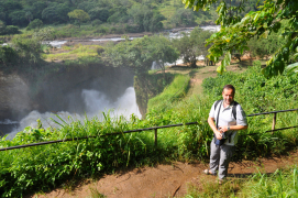 Tourust at the top of Murchison Falls